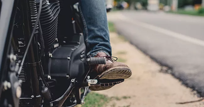Abbigliamento Moto e Accessori - Fascetta Pelle Salva Scarpe Proteggi  Accessorio Scarpa Leva Cambio Moto Nero