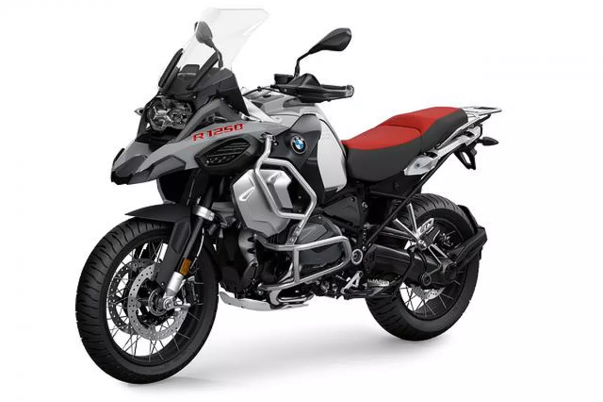 Il nuovo crossover BMW ideale per i viaggi in moto